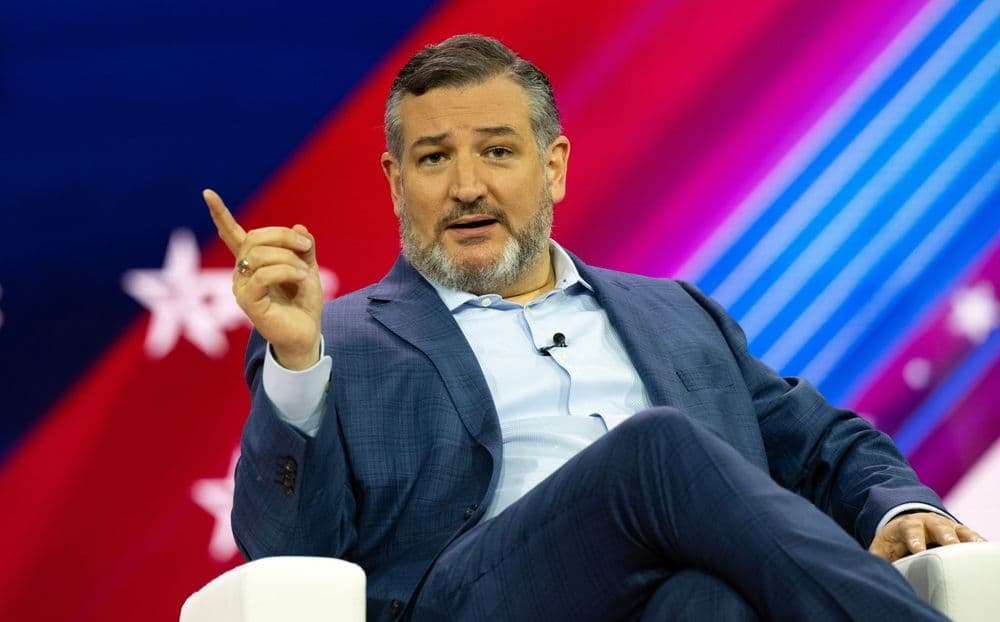 Crypto Giants Back Ted Cruz in Fight to Stop IRS Crackdown on DeFi